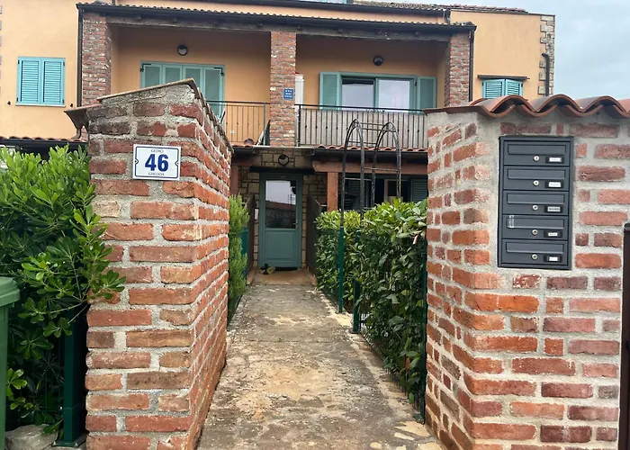 Alavanda Porec - App S Bazenom